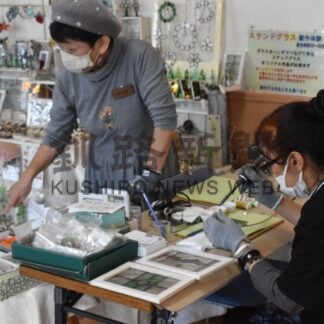 ステンドグラスなど体験　根室でハンドメイドプチフェス【根室市】(2025-11-09)