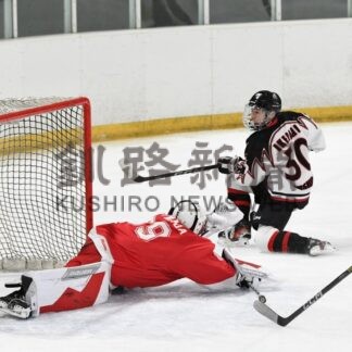 武修館 優勝飾る　高校アイホ北北海道大会、清水に５―１(2025-11-11)