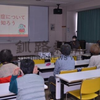 地域住民認知症予防に参加　脳の健康度テスト、郊外会場でも実施【釧路市】(2025-11-15)