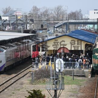 湿原ノロッコ号１列車当たり前年同数　２５年度運行実績、運転日数減も健闘【釧路市】(2025-11-19)