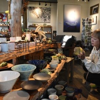 益子焼や清水焼８００点　鶴居ヒッコリーウィンド、心入った陶器販売【鶴居村】(2025-11-20)