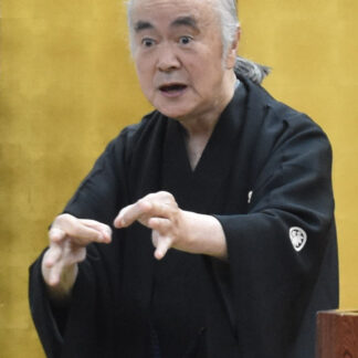 林家とんでん平師匠 一席披露　釧路落語めい人會寄席、話芸で会場沸かす【釧路市】(2025-11-26)