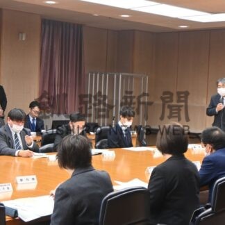 「くしろ創明学園」で意見交換　いじめ、不登校状況も報告、青少年問題協議会【釧路市】(2025-11-29)