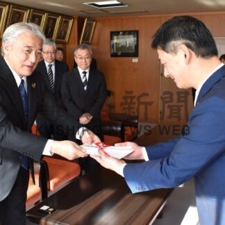 企業版ふるさと納税で釧路市に１００万円寄付　ほくでんエコエナジー【釧路市】(2025-12-01)