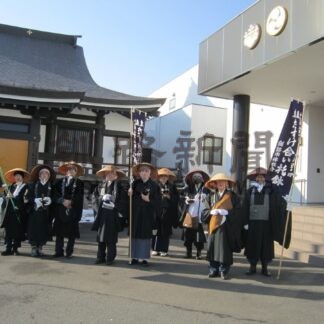 歳末たすけあい募金に賛同し托鉢　釧路市仏教会【釧路市】(2025-12-10)