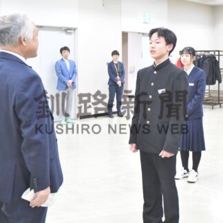 遠矢中生、バドミントン全道へ意気込み　「優勝を目指す」【釧路町】(2025-12-24)