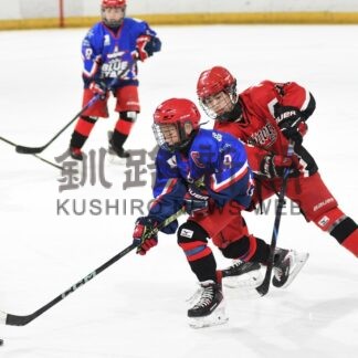 釧路ブルースターズ国際大会へ　Ｕ―１３アイホ、関係者ら成長に期待【釧路市】_1(2025-12-25)