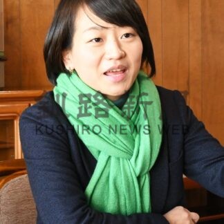 津波避難タワー　着実に形に　鈴木氏、本社で国政報告【釧路市】(2025-12-28)