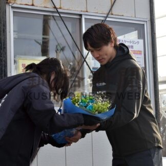 「オリンピック頑張って」別海　スケート協会がセレモニー【別海町】(2026-01-04)