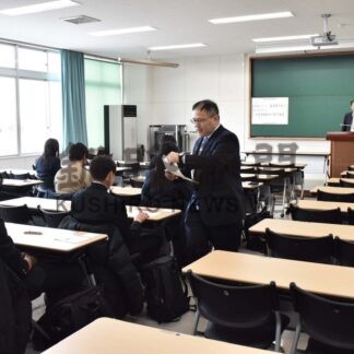 志望校目指し５０７人受験　釧公大、道教大でも共通テスト【釧路市】(2026-01-18)