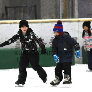 冬イベント 親子連れにぎわう　「柳町ＦＥＳＴＡ」と「９４６スケートフェス」【釧路市】_1(2026-01-27)