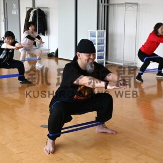 シニアら運動に挑戦　ＣＨＡＺさん エクササイズ講座【釧路市】(2026-02-05)