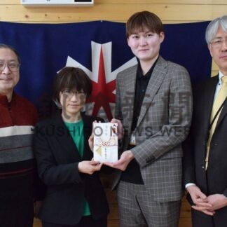 イペみんなの食堂に２２．５万円寄付　釧路振興局、シャツ売上金【釧路市】(2026-02-20)