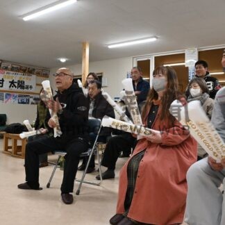野々村選手に地元から声援　西春別リンクでＰＶ「よく頑張ってくれた」【別海町】(2026-02-21)