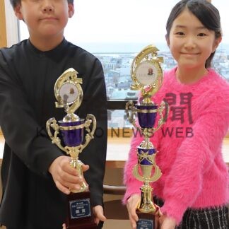 佐藤さん銀、河野君銅　「次は金」「来年も」と意欲　ピアノ・日本バッハコンクール【根室市】(2026-02-26)