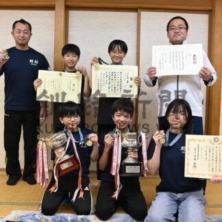 下の句かるた尾岱沼少年団が全道Ｖ　「練習の成果発揮できた」【別海町】(2026-03-01)