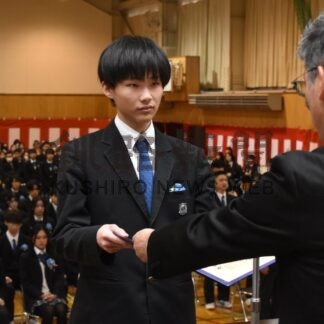 新たな一歩　学びや巣立つ　釧根管内高校で卒業式_2(2026-03-02)