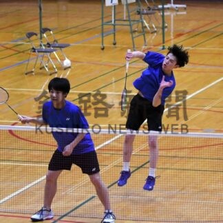 東后（根室海星１年）２種目制覇　バドミントン釧根中学生学年別、２２１人が熱戦展開【釧路町】(2026-03-03)