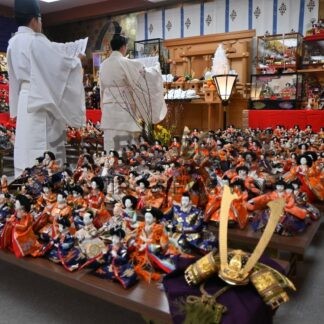 感謝の気持ち込め祈り　厳島神社で人形供養祭【釧路市】(2026-03-04)