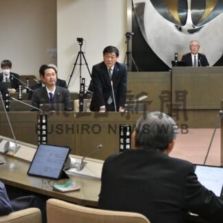 鶴居村議会　太陽光計画地８３５１万円で取得へ　経費、補正予算案で可決【鶴居村】(2026-03-12)