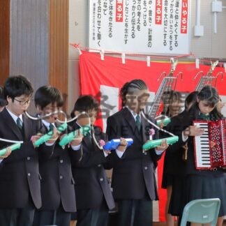 ６年生鼓笛隊で門出彩る　北斗小市内トップの卒業式【根室市】(2026-03-19)