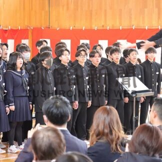 別れを惜しみ旅立ちを祝う　釧根で卒業式_4(2026-03-23)