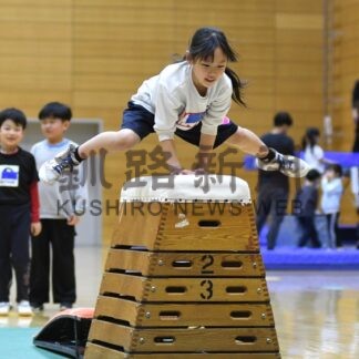 初めての種目に挑戦！　幼児、児童ら体操教室【釧路市】(2026-03-26)