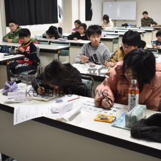 一年間の学び振り返る　少年少女発明クが修了式【釧路市】(2026-03-28)