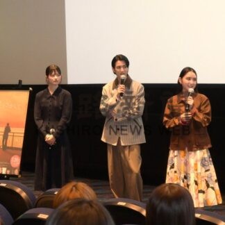 「２１２６年、海の星をさがして」　釧路先行上映最終日　主演とヒロインが舞台あいさつ【釧路町】(2026-03-29)