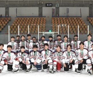 釧路選抜Ａ準優勝　苫小牧に２─６、３年ぶり王座奪還ならず　全日本少年アイホ【釧路市】(2026-03-30)