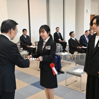 吉竹夫妻「しっかり学ぶ」　別海町酪農研修牧場で入所式【別海町】(2026-04-02)