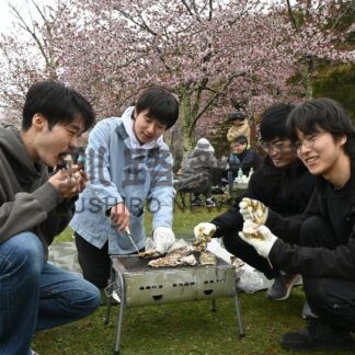 前線到来 桜とグルメ満喫　釧路地方各地でまつり(2026-05-10)