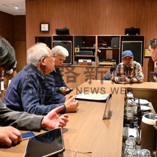 レコード鑑賞楽しむ　ネムロ・ホット・ジャズ・クラブ、２カ月ぶり例会再開【根室市】(2026-05-25)