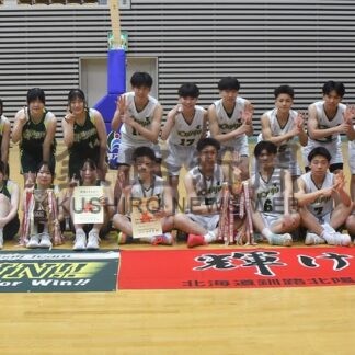 バスケ　釧北陽アベック優勝　陸上　平（武修館１年）大会新で２冠　高体連釧根支部【釧路市】(2026-05-26)