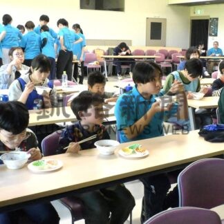 うどん作りで地元食材学ぶ　道教大釧路校、小学生対象に子ども大学【釧路市】(2026-05-31)