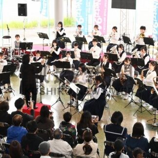 吹奏楽、力強い演奏披露　ネッツトヨタ釧路で市内５校共演【釧路市】(2026-06-07)