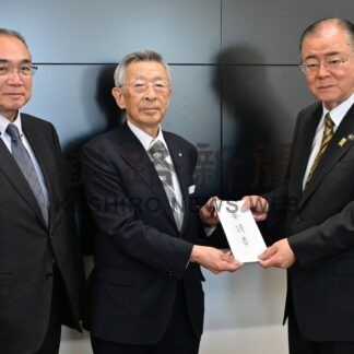 石垣氏「時期見極め判断」　後援会、市長選出馬を要請【根室市】(2026-06-13)