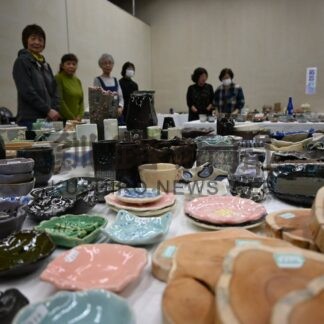 陶器やオブジェずらり　故片山氏の門下生、７年ぶりに作品展【釧路市】(2026-06-19)