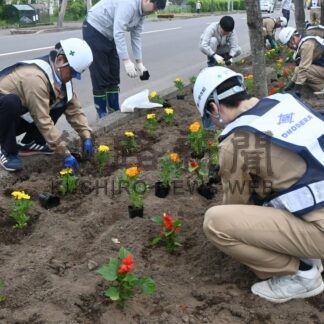 ２企業植栽 地域に彩り【釧路市】_1(2026-06-23)