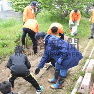 野菜の苗 元気に育って　釧路ぬさまいライオンズク　まりも学園に寄贈【釧路市】(2026-06-24)