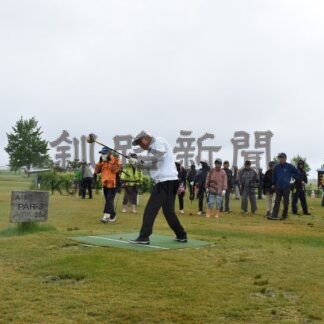 平尾、宮西さん優勝　釧新杯パークゴルフ大会【釧路市】(2026-06-28)