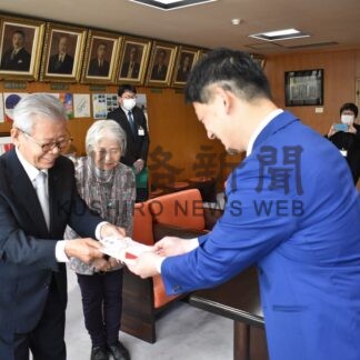 釧路市に１０００万円寄付　杉元名誉院長　「市立病院事業に活用を」【釧路市】(2026-06-30)