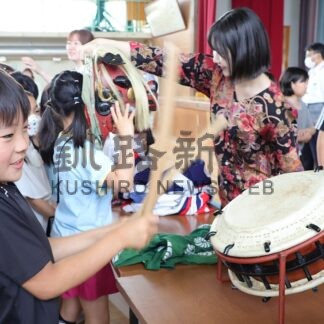祭りの魅力 知識深める　金刀比羅神社例大祭の競演実行委、４校児童に授業【根室市】(2026-07-10)