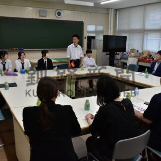 阿寒高生と意見交換　釧路市議会広報広聴特別委、地域課題など思い伝える【釧路市】(2026-07-16)