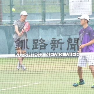 雨に負けずショット　テニスジュニア大会【釧路市】(2026-07-21)