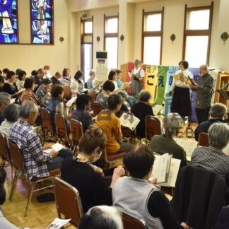 厳かな雰囲気の中「平和のうた」響く　うたごえ喫茶１８番【釧路市】(2026-07-25)