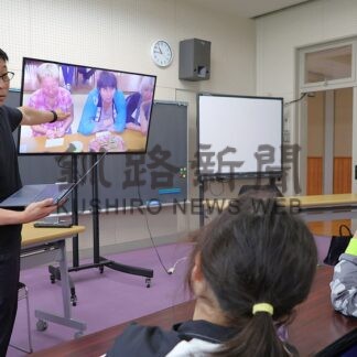 語り部★ラボ、児童に島での暮らし伝える　中春別小で出前授業【別海町】(2026-07-27)