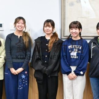 コンブ漁体験、手作業に驚き　東海大生【根室市】(2026-07-31)