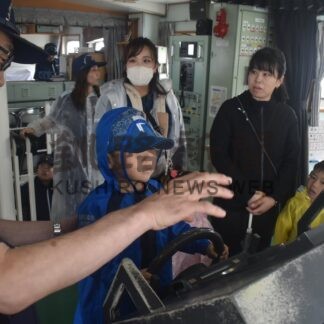 「僕も船を運転してみたい」　巡視船の船内見学【根室市】(2026-07-31)
