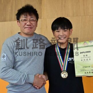 岩崎君（ネムロレスリングク）全国制覇　男子６年生６０㌔級　ライバルに雪辱、「五輪目指す」【根室市】(2026-07-31)